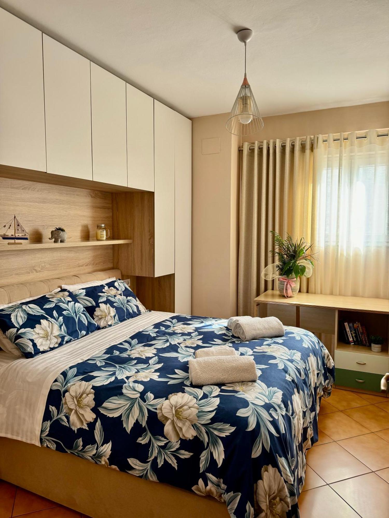 Skyview Oasis Premium Apartment Tirana Exterior foto
