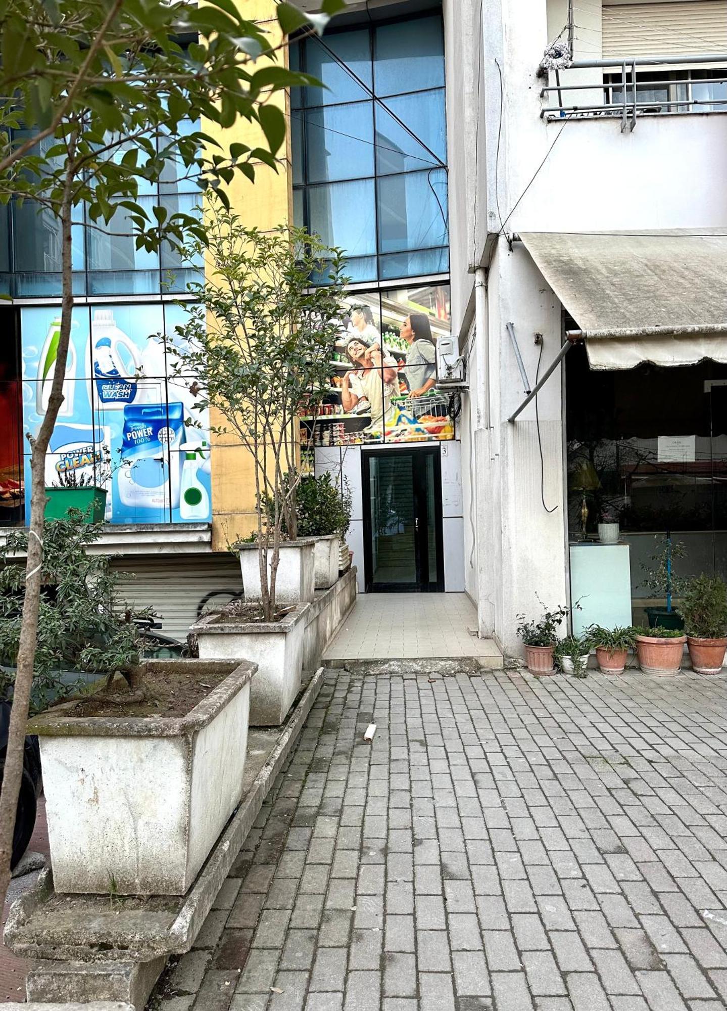 Skyview Oasis Premium Apartment Tirana Exterior foto